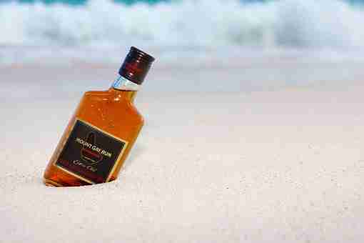 rum in sand