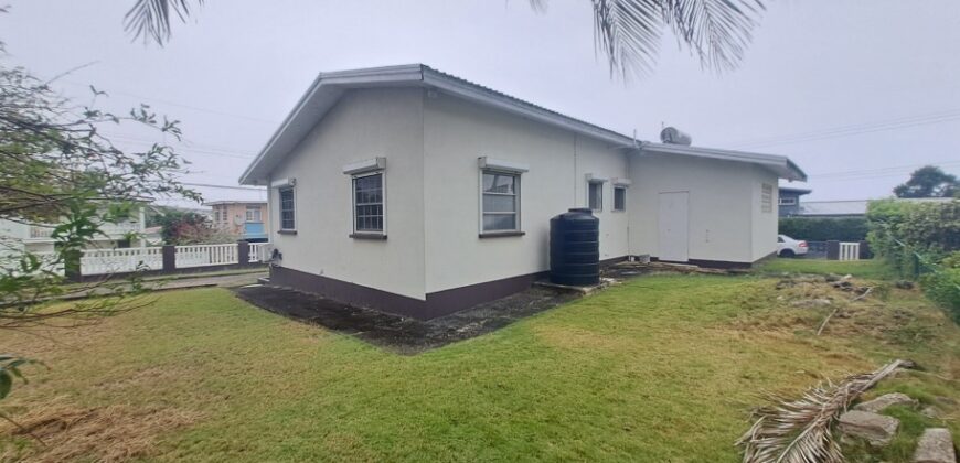 27 Elizabeth Park, Christ Church |  Barbados House for Sale